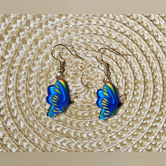 NEW! Handmade Half Butterfly Earrings 🦋 - Picture 3 of 6